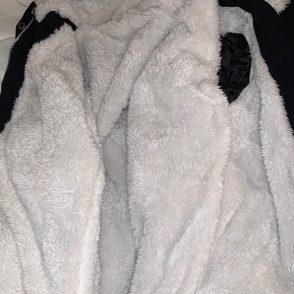 fur lined jacket - Picture 3 of 3